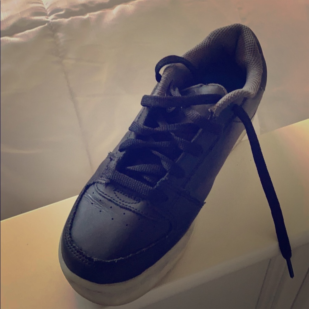 Sketchers chargeable light up shoes